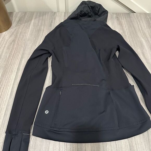 Lulu Far & Free Jacket - Picture 3 of 11